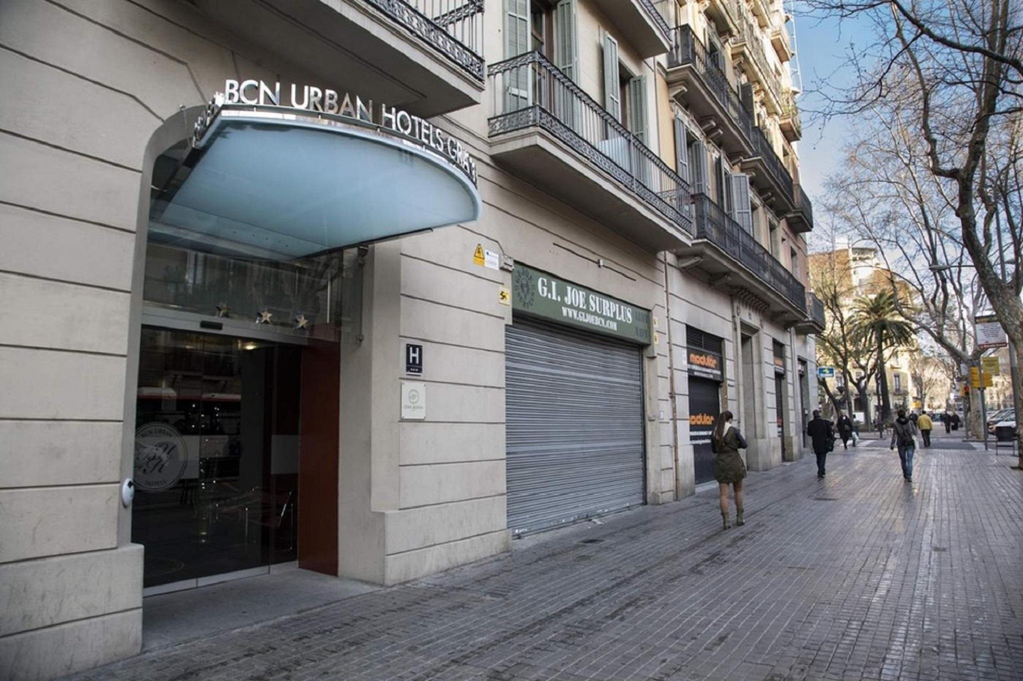 Libere Barcelona Sant Antoni Aparthotel Luaran gambar